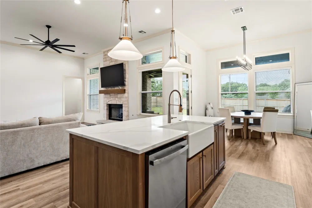 13076 Rainier Drive Woodway, TX 76712