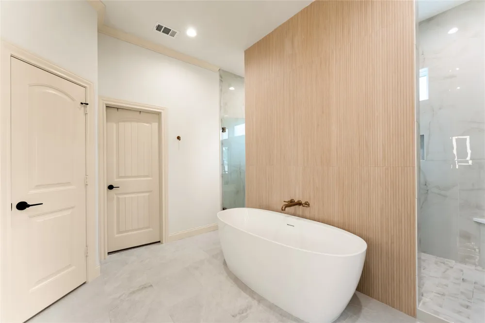 13076 Rainier Drive Woodway, TX 76712