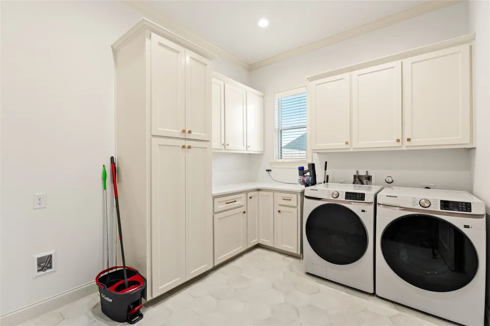 13076 Rainier Drive Woodway, TX 76712