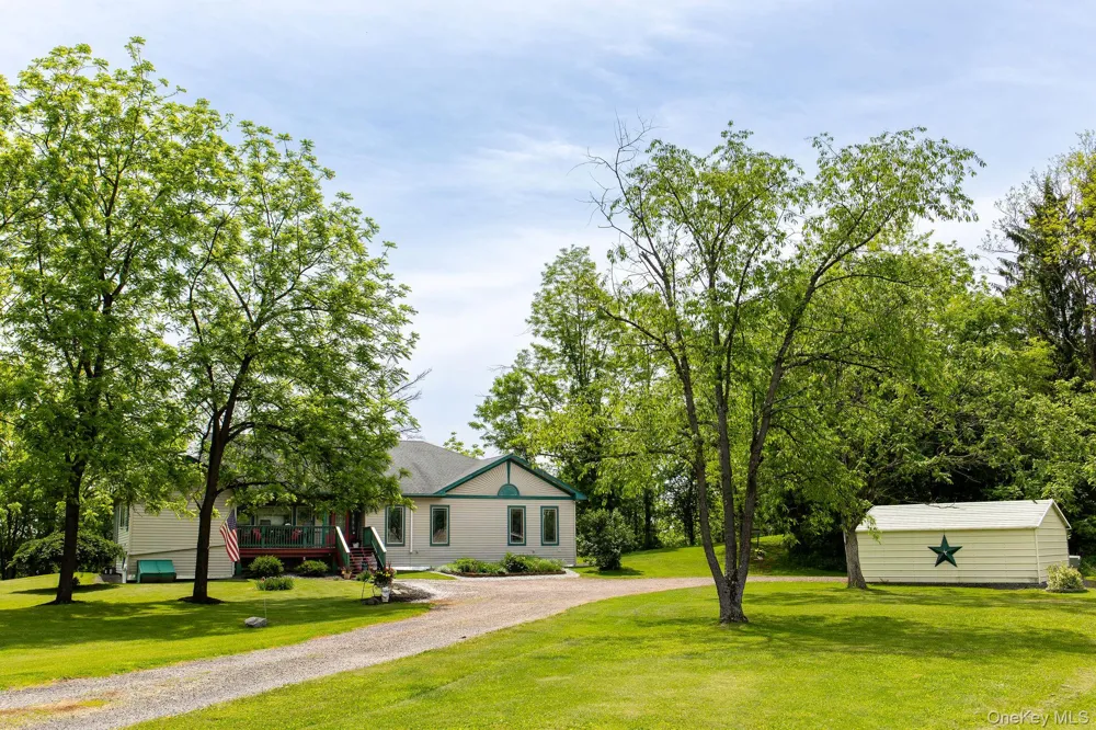22 Noble Street Coxsackie, NY 12051