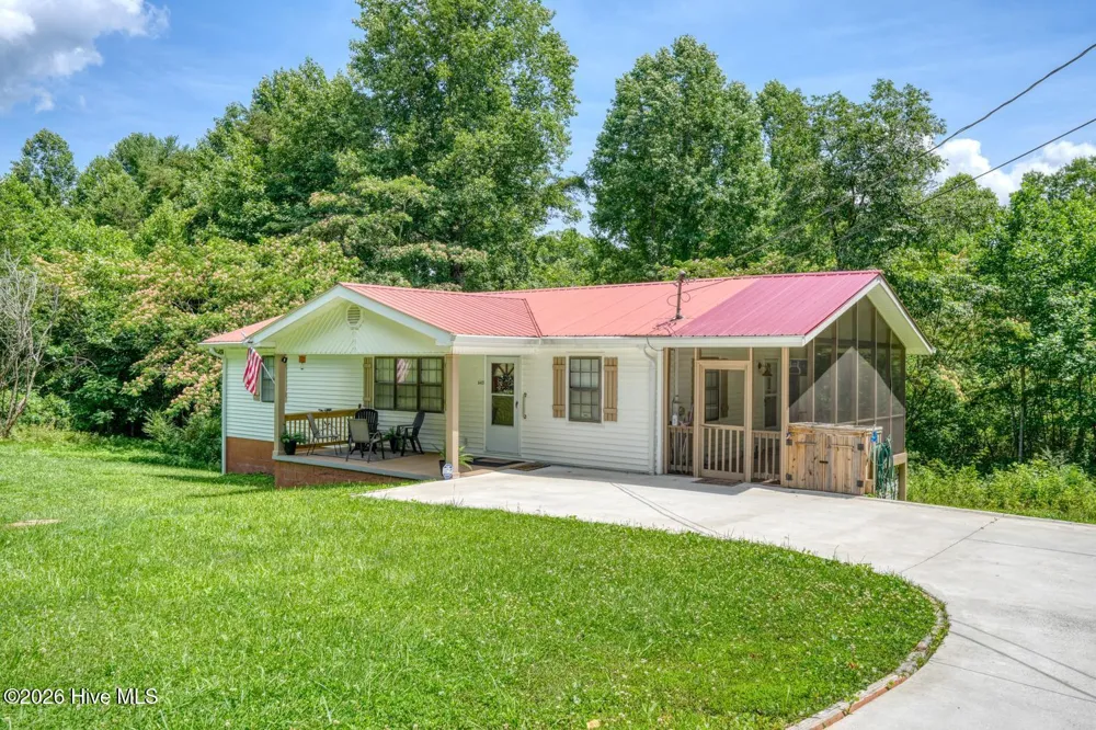 643 Number 20 Mine Road Blue Ridge, GA 30555