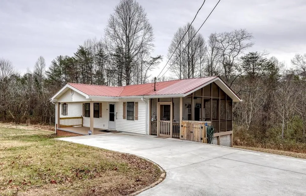 643 Number 20 Mine Road Blue Ridge, GA 30555