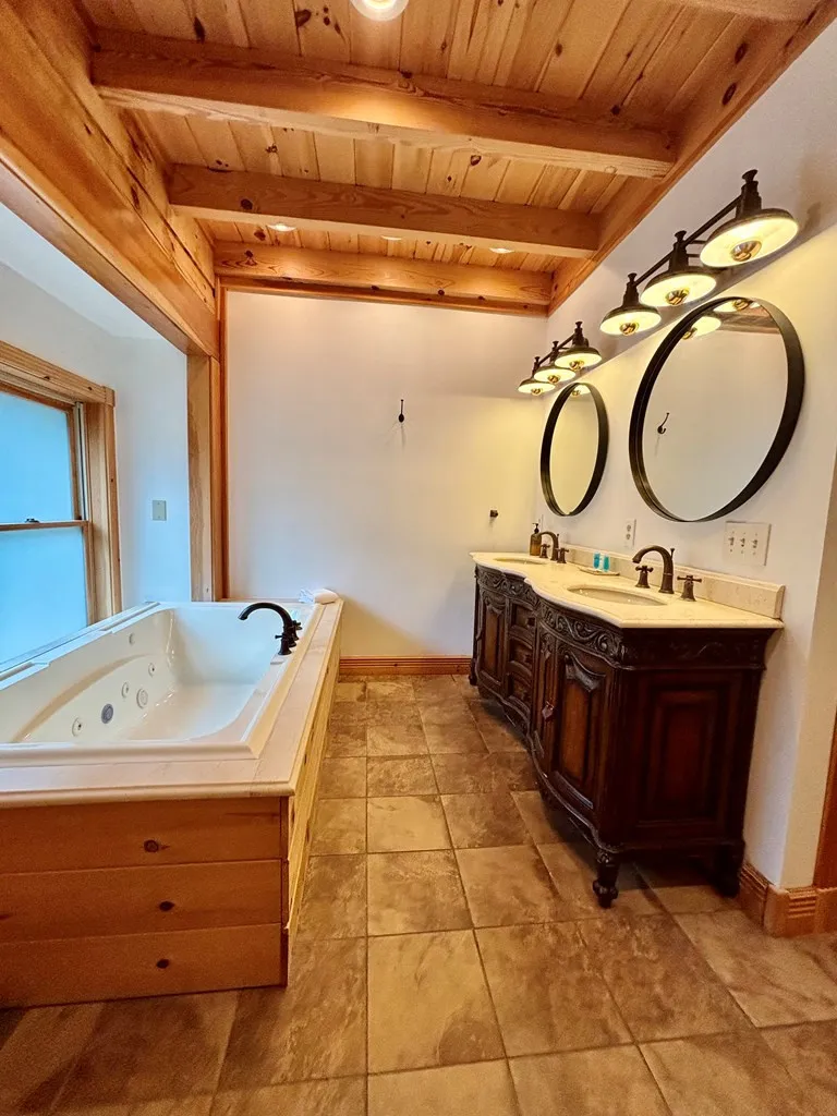 769 Indian Lake Road Topton, NC 28781