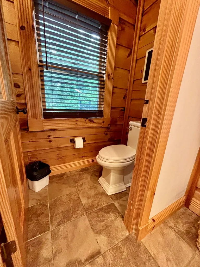 769 Indian Lake Road Topton, NC 28781