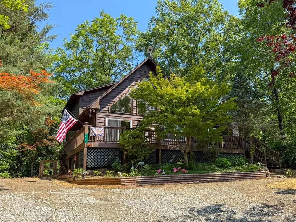52 Bear Track Road Andrews, NC 28901