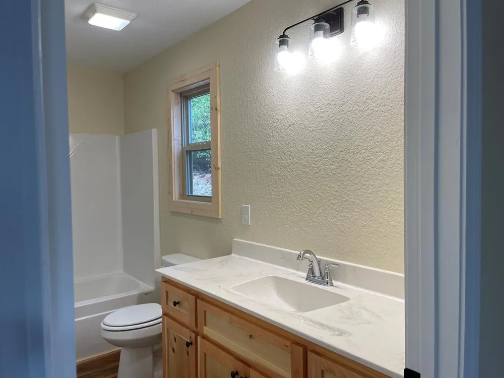 25 Glenn Oak Lane Hayesville, NC 28904