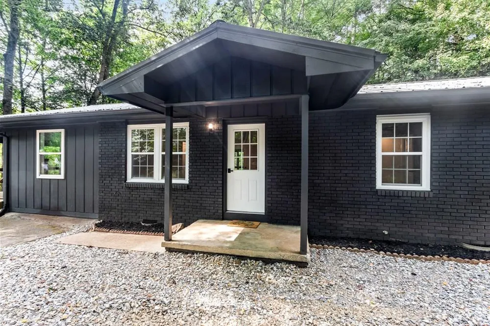 123 Quarry Road Andrews, NC 28901