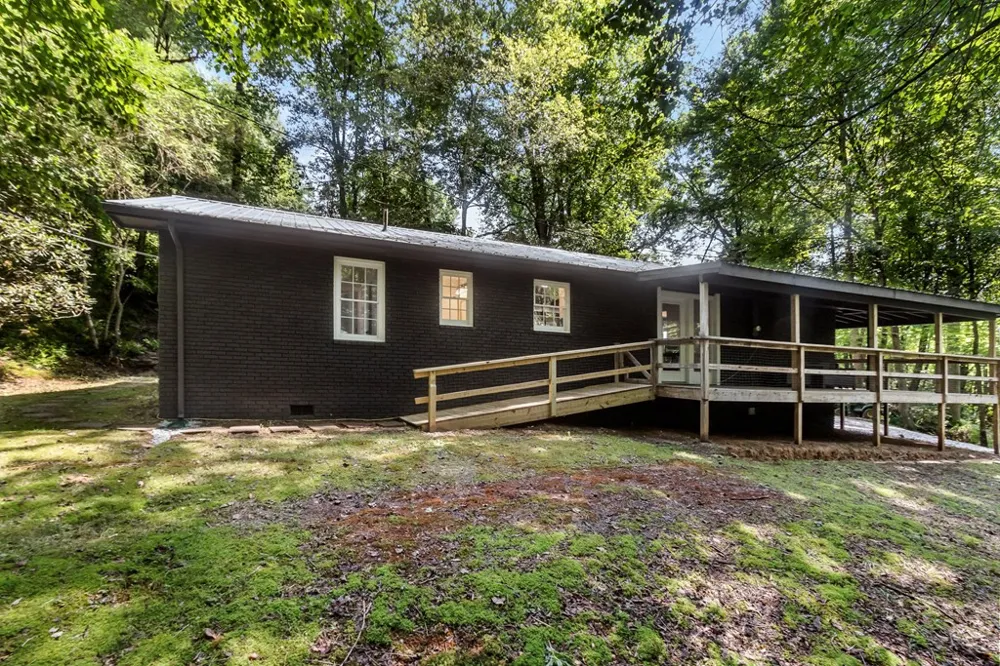 123 Quarry Road Andrews, NC 28901
