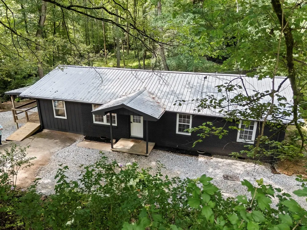 123 Quarry Road Andrews, NC 28901