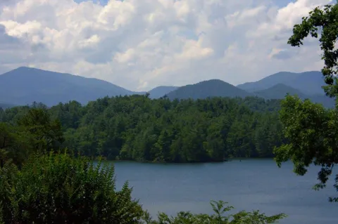 00 Lakeside Trail