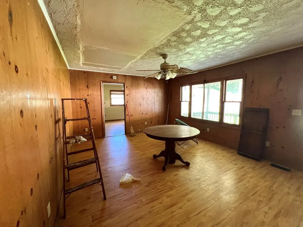 1050 US Highway 19 Topton, NC 28781