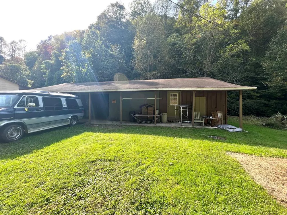 1050 US Highway 19 Topton, NC 28781