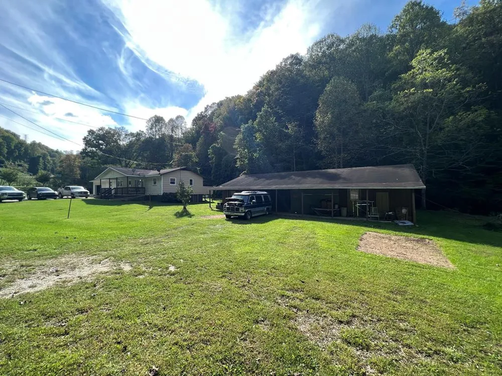 1050 US Highway 19 Topton, NC 28781
