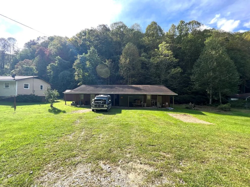 1050 US Highway 19 Topton, NC 28781