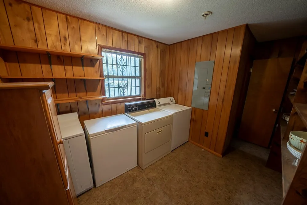 55 Avisco Robbinsville, NC 28771