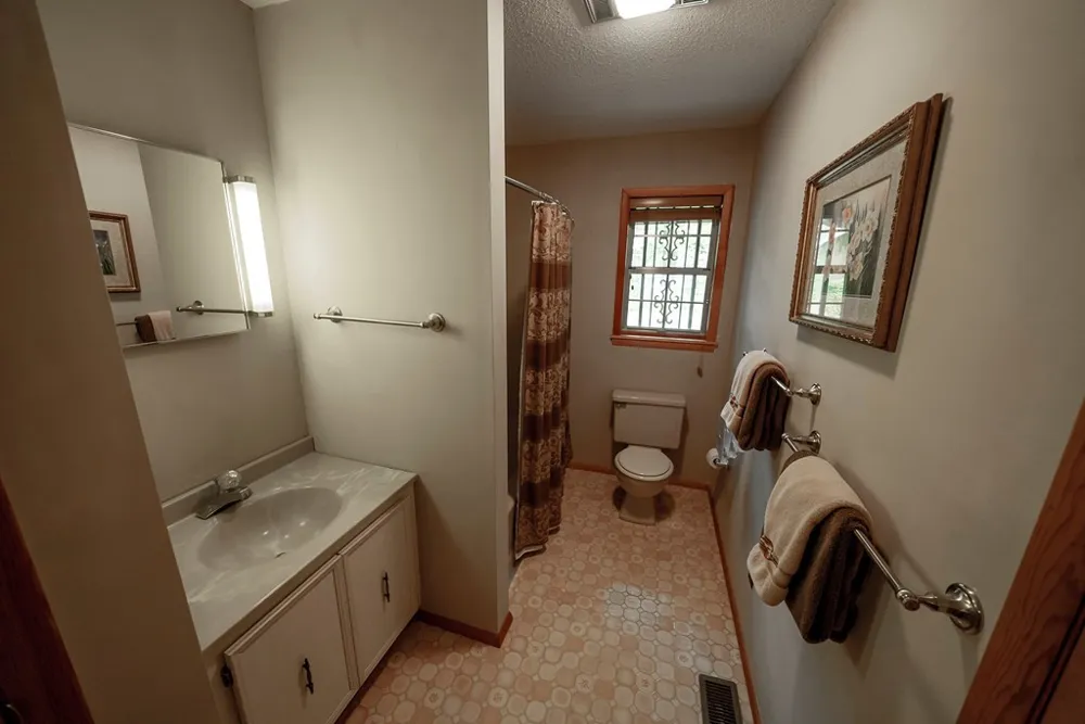 55 Avisco Robbinsville, NC 28771
