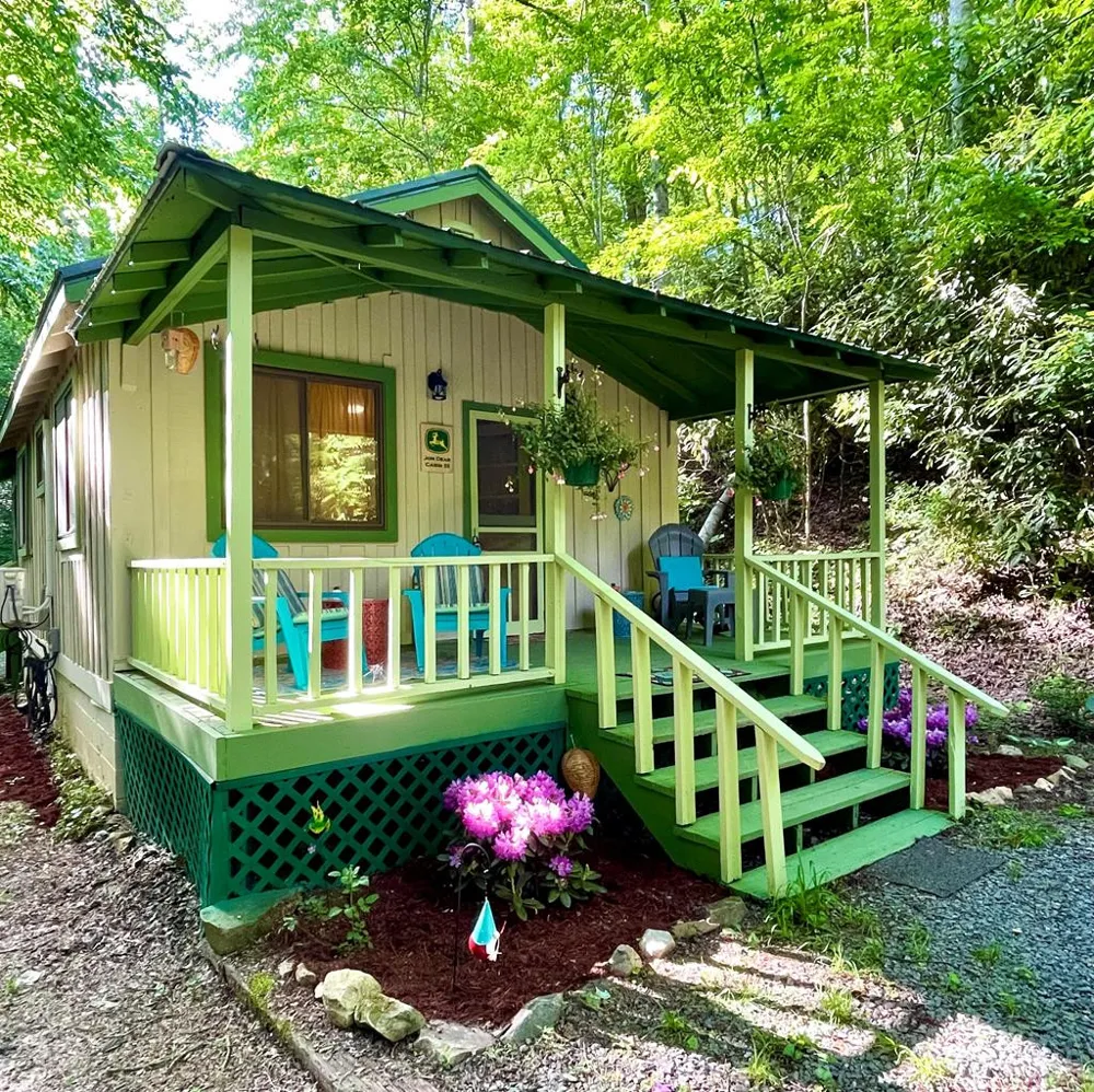 180 Valley Lane Bryson City, NC 28713
