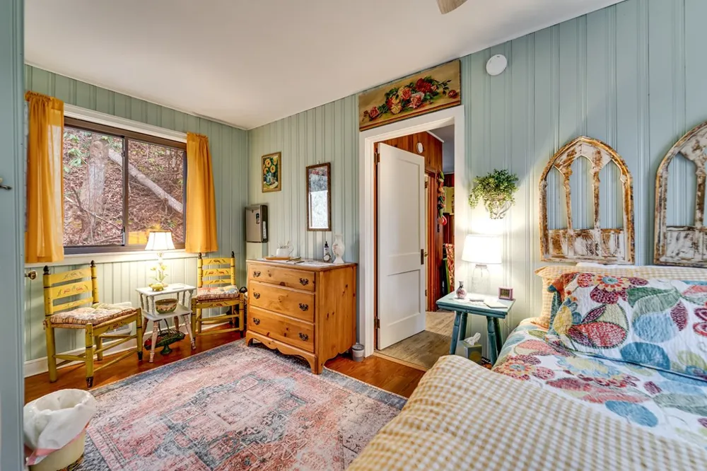 180 Valley Lane Bryson City, NC 28713