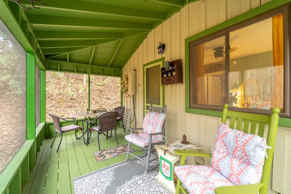 180 Valley Lane Bryson City, NC 28713