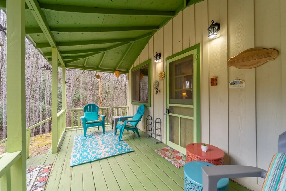 180 Valley Lane Bryson City, NC 28713