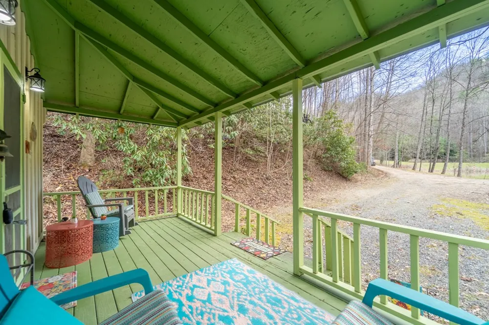 180 Valley Lane Bryson City, NC 28713