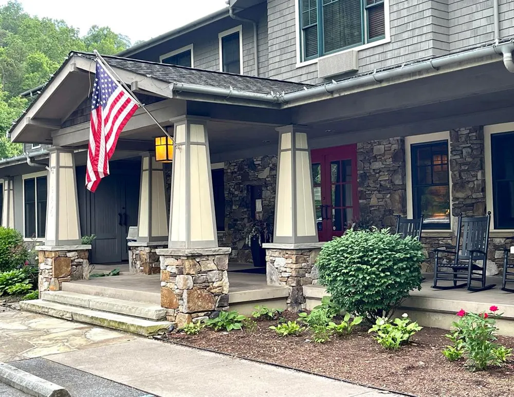 180 Valley Lane Bryson City, NC 28713