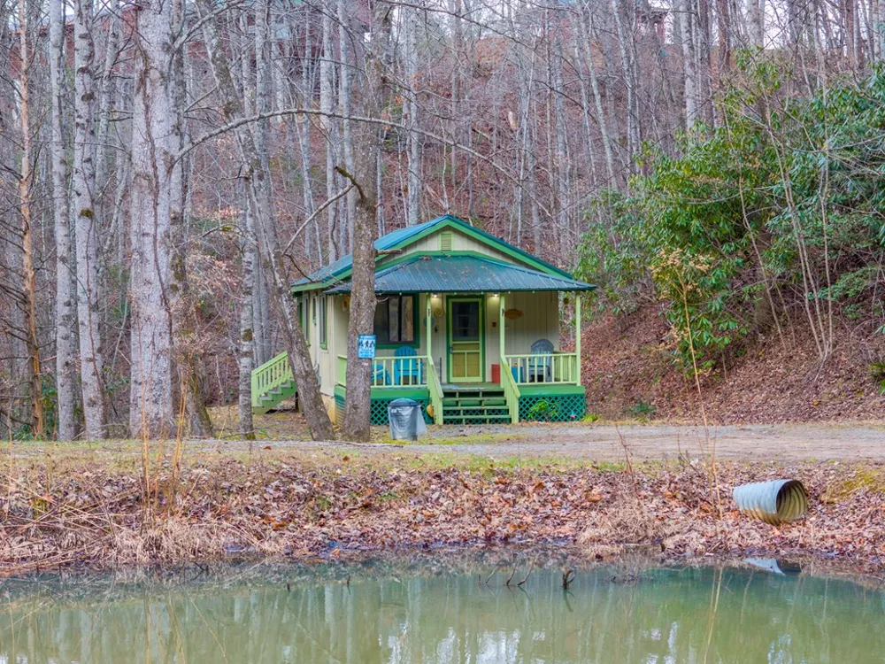 180 Valley Lane Bryson City, NC 28713