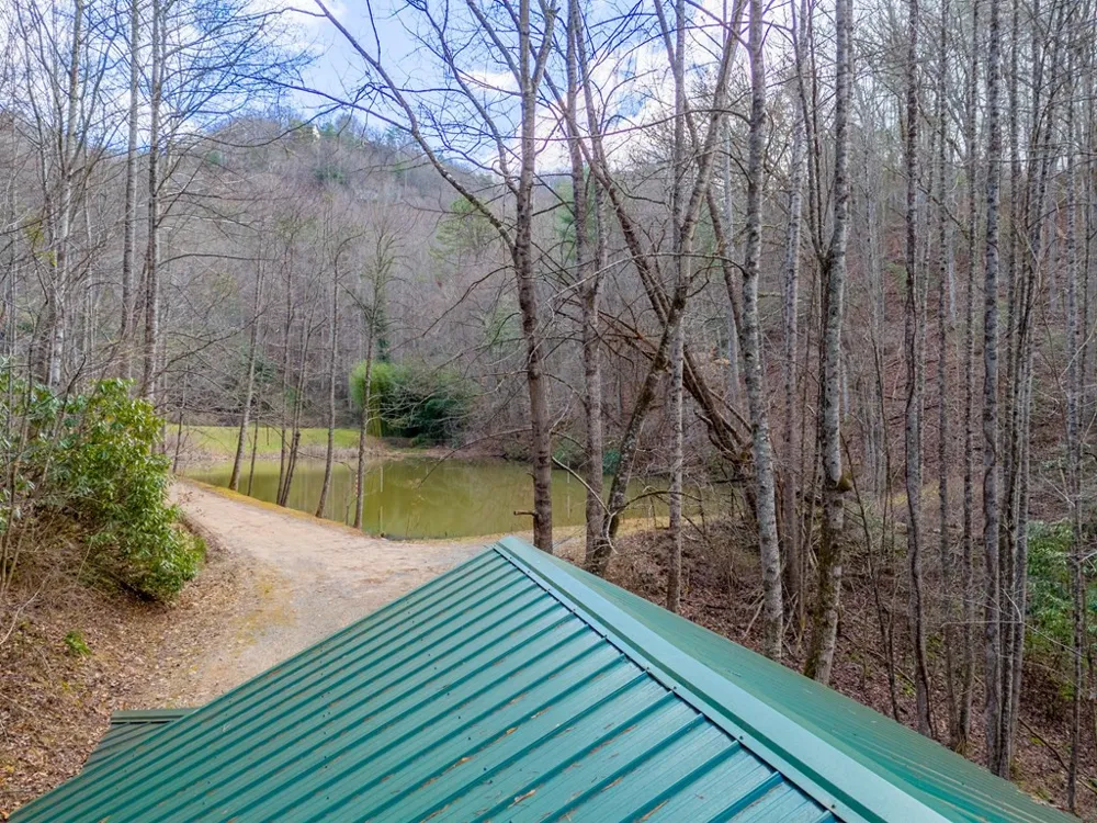 180 Valley Lane Bryson City, NC 28713
