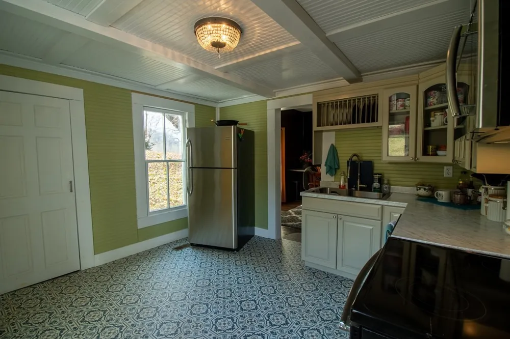 215 Bristol Avenue Andrews, NC 28901