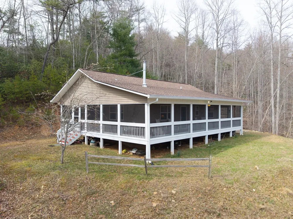 145 Raymond Wilson Road Topton, NC 28781