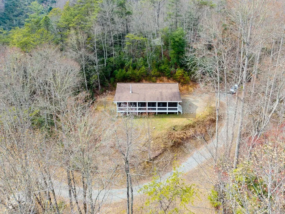 145 Raymond Wilson Road Topton, NC 28781