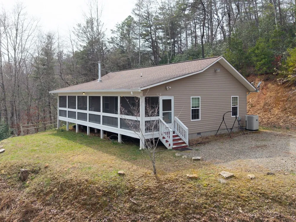 145 Raymond Wilson Road Topton, NC 28781