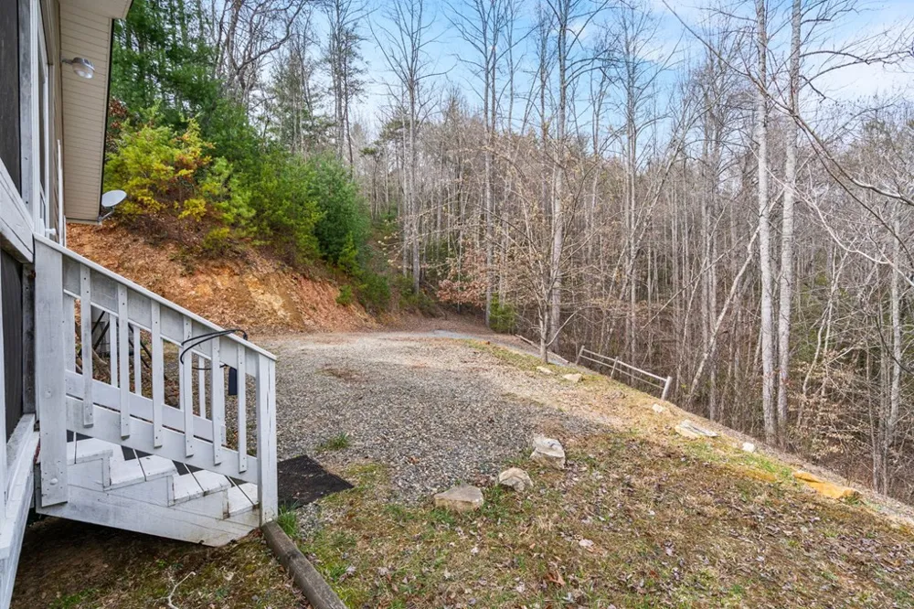 145 Raymond Wilson Road Topton, NC 28781
