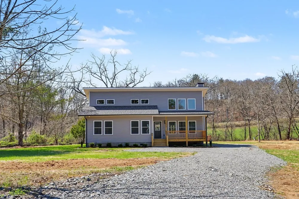 195 Rivers Edge Drive Hayesville, NC 28904