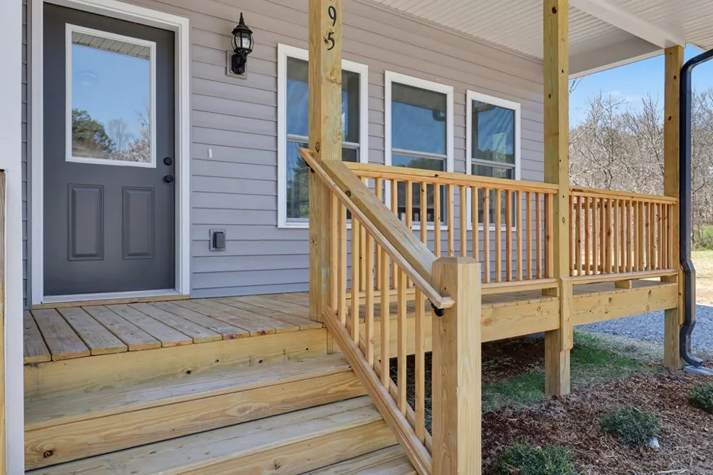 195 Rivers Edge Drive Hayesville, NC 28904