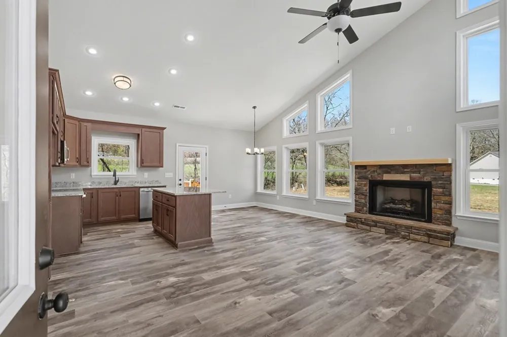 195 Rivers Edge Drive Hayesville, NC 28904