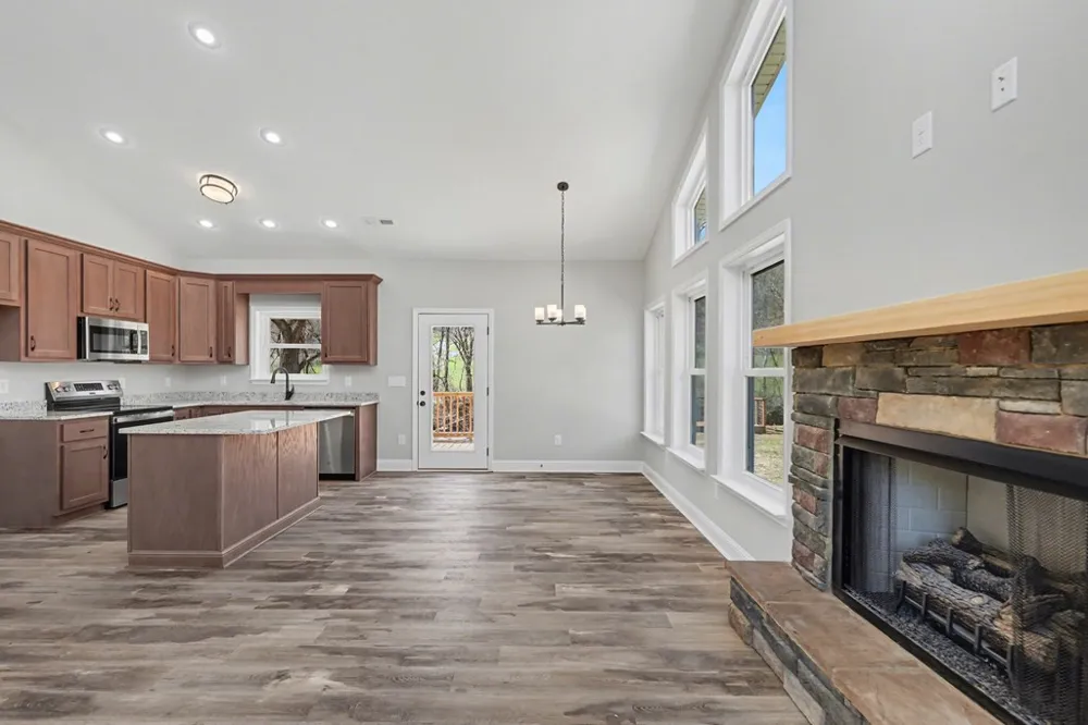 195 Rivers Edge Drive Hayesville, NC 28904