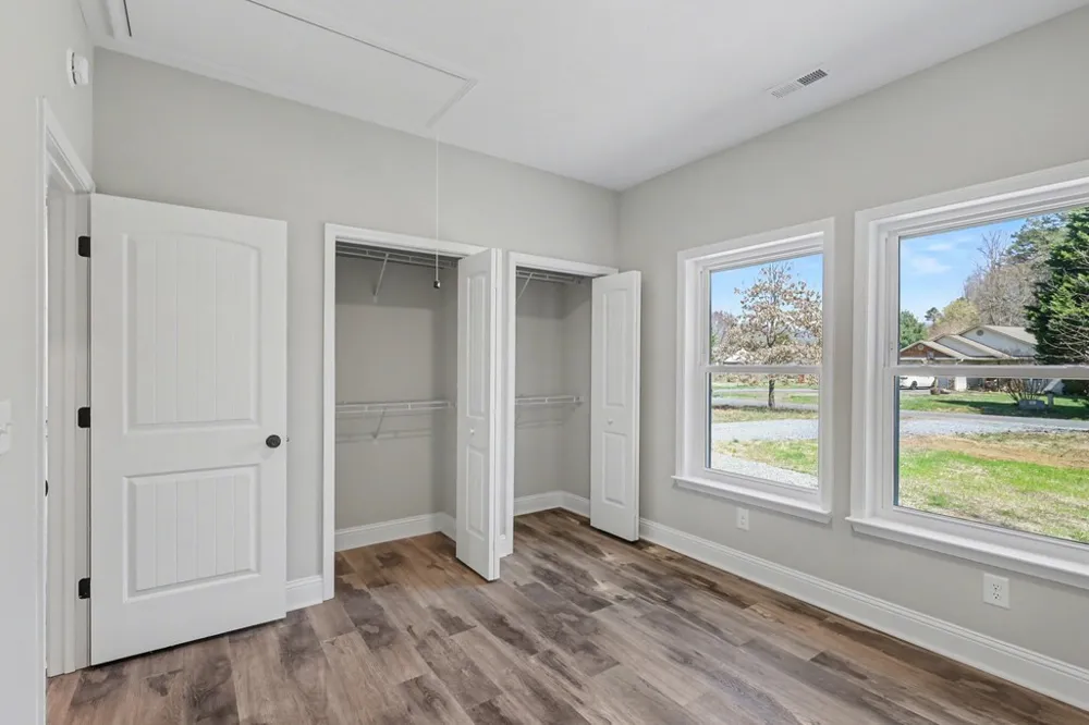 195 Rivers Edge Drive Hayesville, NC 28904