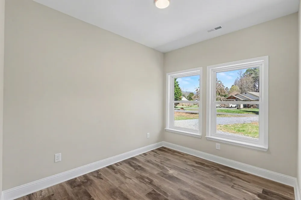 195 Rivers Edge Drive Hayesville, NC 28904