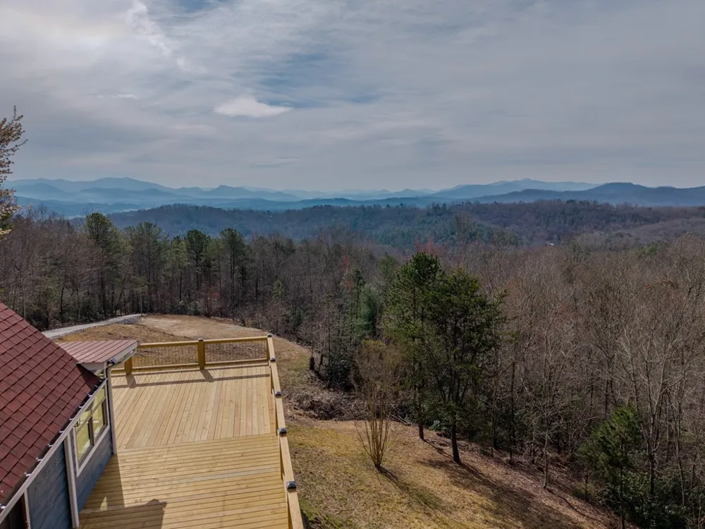 355 Up The Creek Trail Hayesville, NC 28904