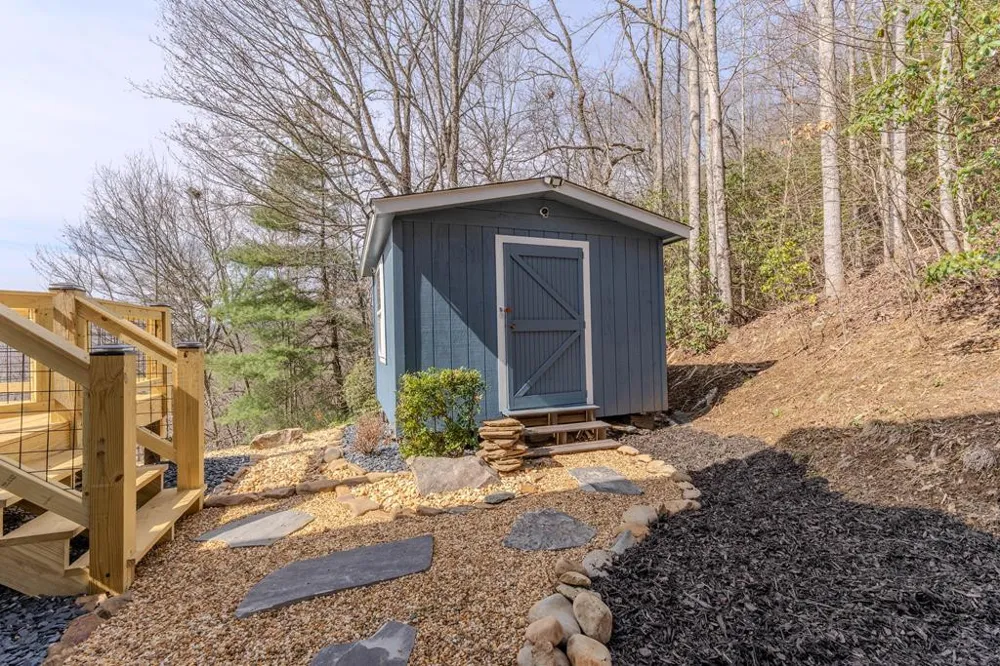 355 Up The Creek Trail Hayesville, NC 28904