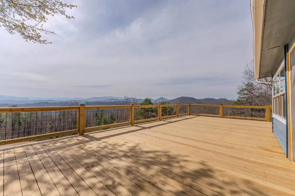 355 Up The Creek Trail Hayesville, NC 28904