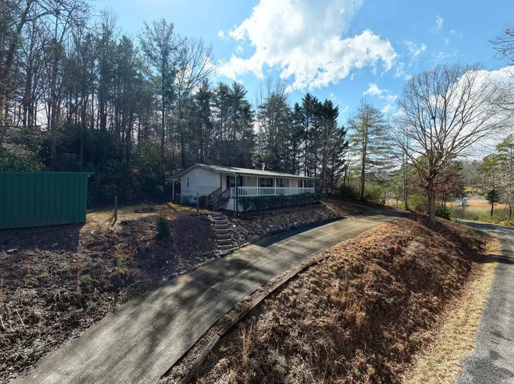 333 Reece Creek W Blairsville, GA 30512