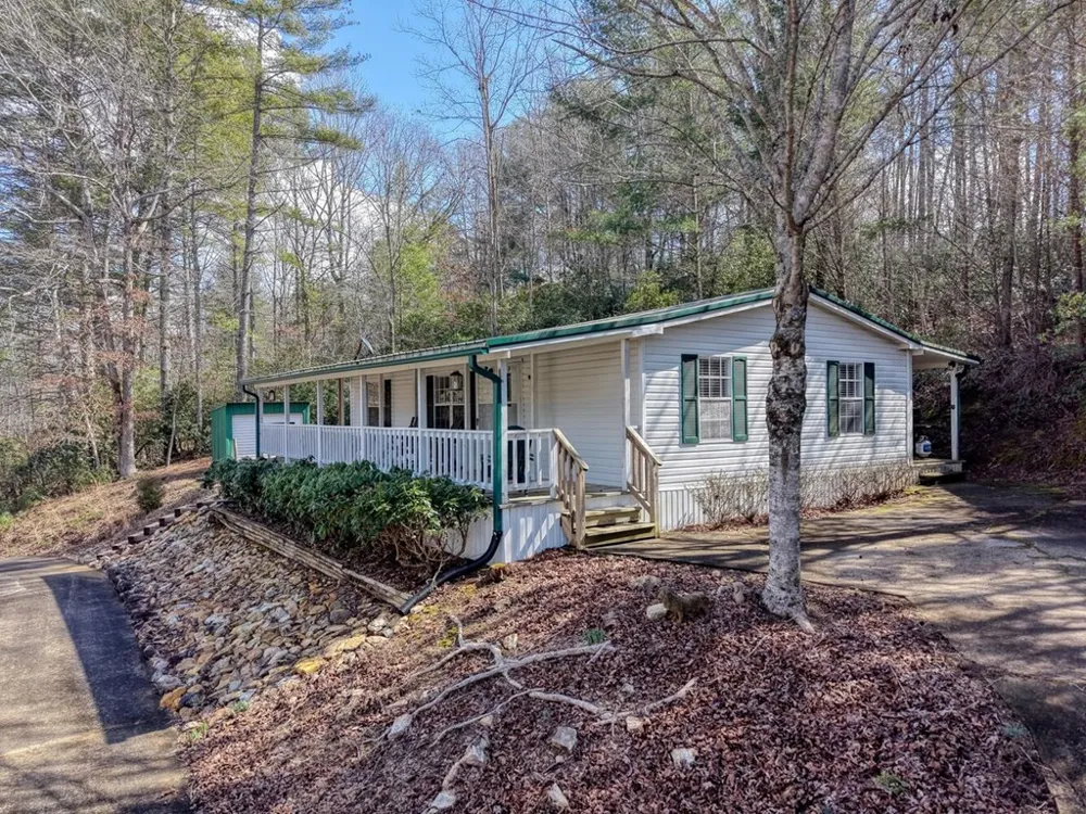 333 Reece Creek W Blairsville, GA 30512