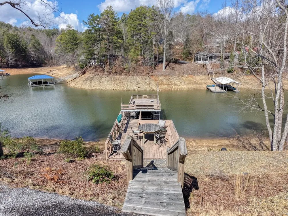 333 Reece Creek W Blairsville, GA 30512