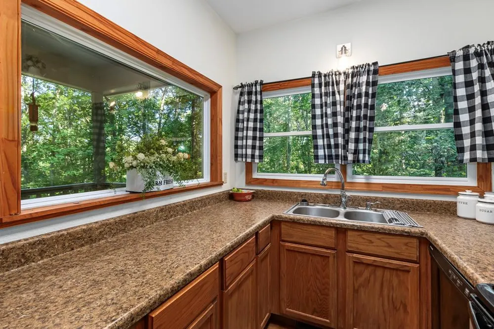 571 Shady Grove Lane Hayesville, NC 28904