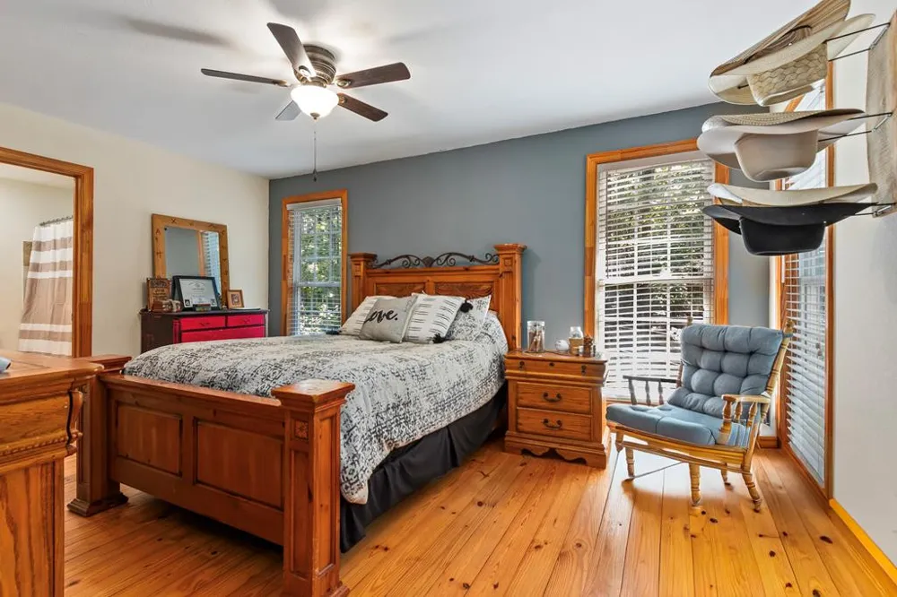 571 Shady Grove Lane Hayesville, NC 28904