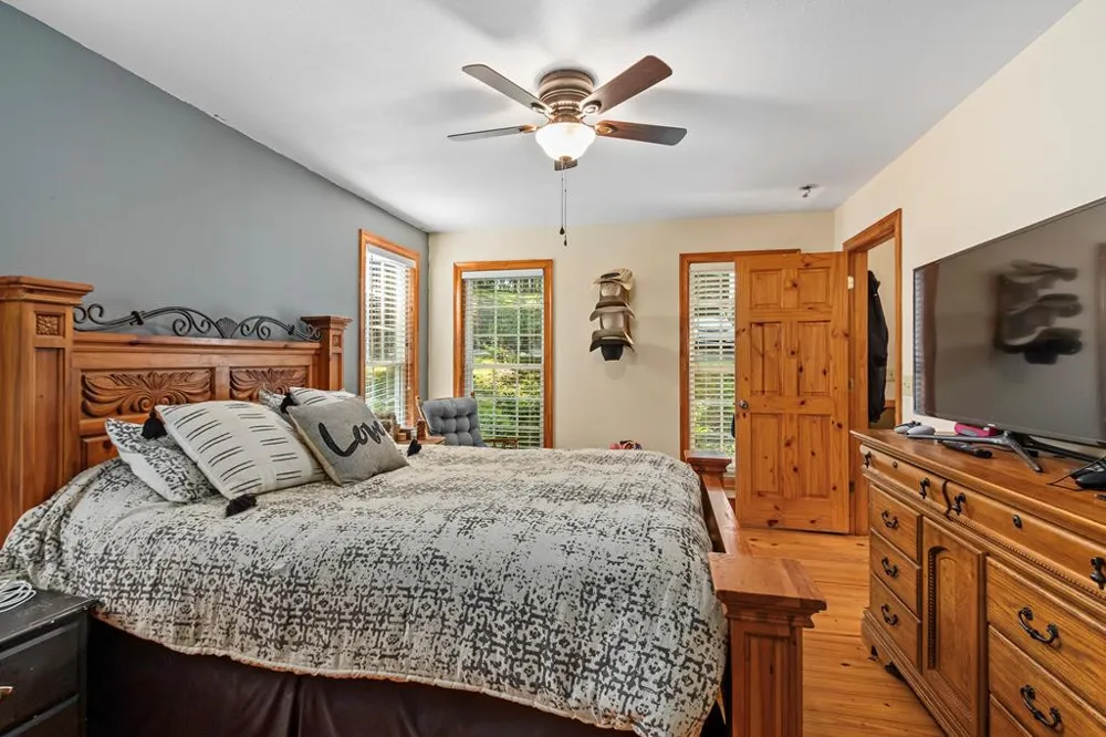 571 Shady Grove Lane Hayesville, NC 28904