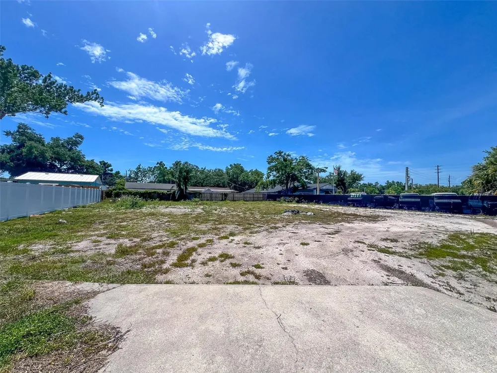 1120 35TH STREET W Bradenton, FL 34205