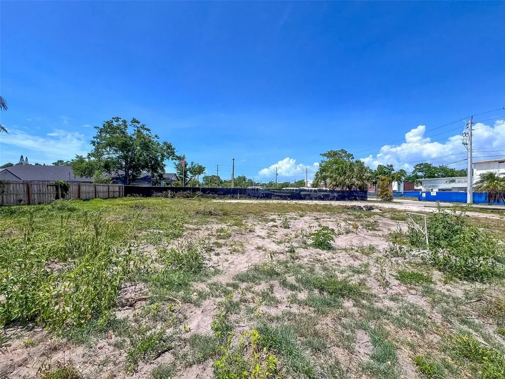 1120 35TH STREET W Bradenton, FL 34205